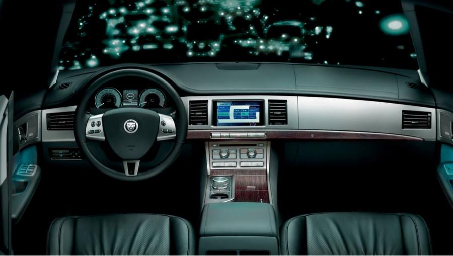 Jaguar XF 2008 года  (фото 10 из 175)